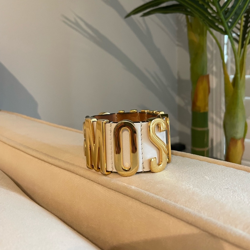 Moschino Logo Plaque White Leather Cuff Bracelet - Picture 6 of 10
